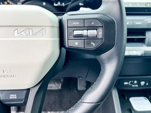 New 2025 Kia K4 GT-Line Turbo w/ GT-Line Premium Package FWD image 24