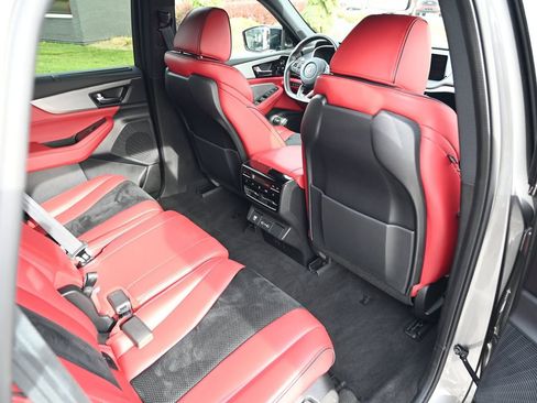 Used 2023 Acura MDX A-Spec image 46