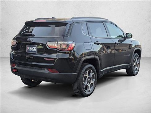 Used 2022 Jeep Compass Trailhawk w/ Trailhawk Convenience Group image 5