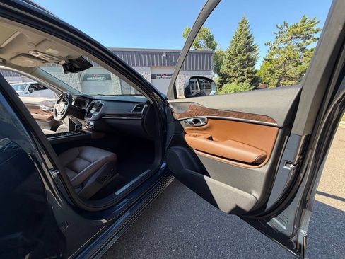 Used 2019 Volvo XC90 T6 Momentum w/ Advanced Package AWD/4WD image 26