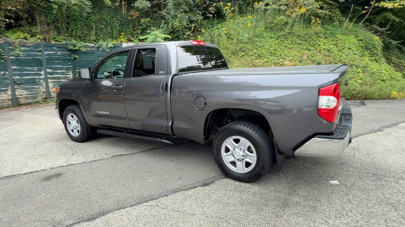 Used 2019 Toyota Tundra SR5 AWD/4WD image 6