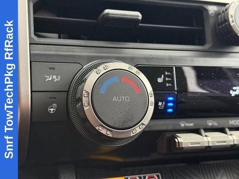 Used 2025 Toyota 4Runner TRD Off-Road AWD/4WD image 21