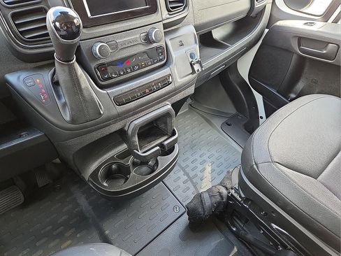 Used 2024 RAM ProMaster 2500 w/ Safety Group image 25