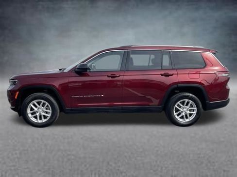 Used 2023 Jeep Grand Cherokee L Laredo w/ Luxury Tech Group I image 2