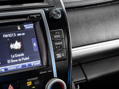 Used 2014 Toyota Camry SE w/ Leather Package image 26