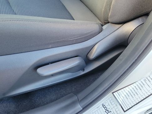 Used 2025 Toyota RAV4 LE image 12