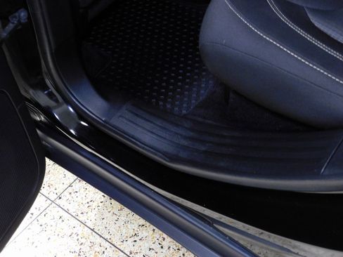 Used 2017 Jeep Cherokee Latitude w/ Comfort & Convenience Group image 67