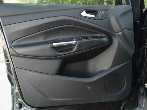Used 2018 Ford Escape SEL FWD image 35