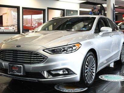 Used 2017 Ford Fusion SE w/ Fusion SE Technology Package