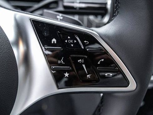 New 2026 Mercedes-Benz GLC 300 4MATIC image 14