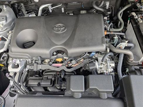 Used 2025 Toyota RAV4 XLE image 22