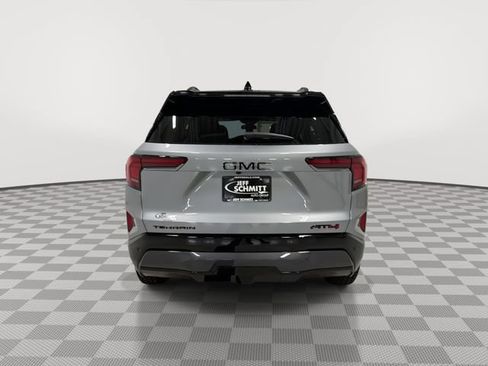 New 2026 GMC Terrain AT4 w/ LPO, Black Badging Package AWD/4WD image 9