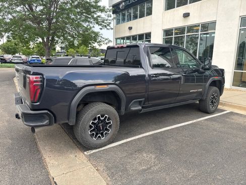 Used 2025 GMC Sierra 2500 AT4X AWD/4WD image 3