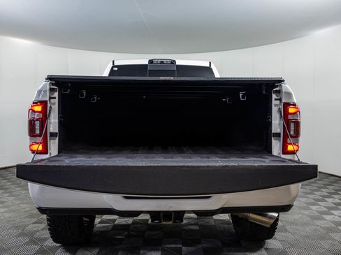 Used 2019 RAM 2500 Laramie AWD/4WD image 44