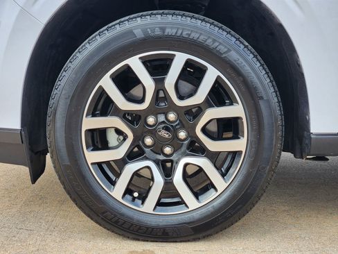 Used 2023 Ford Maverick Lariat w/ Lariat Luxury Package image 14