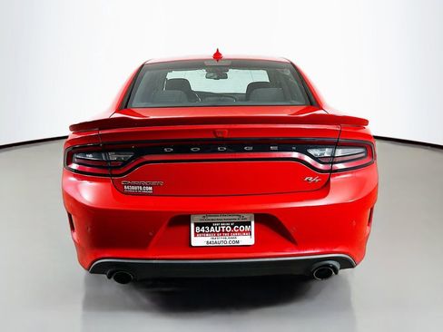 Used 2022 Dodge Charger R/T RWD image 6