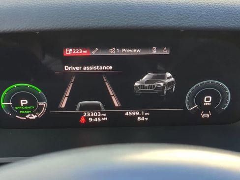 Used 2023 Audi e-tron S Premium Plus image 34