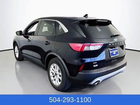 Used 2020 Ford Escape SE image 7