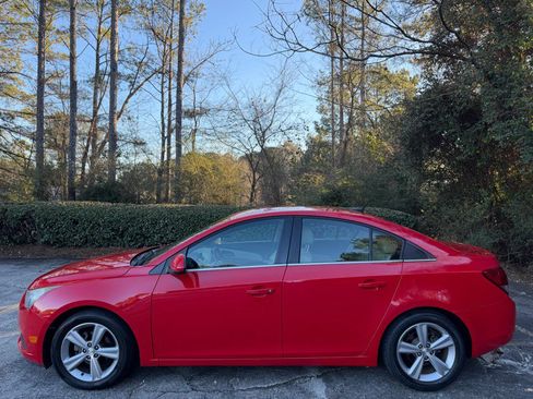 Used 2014 Chevrolet Cruze LT image 3