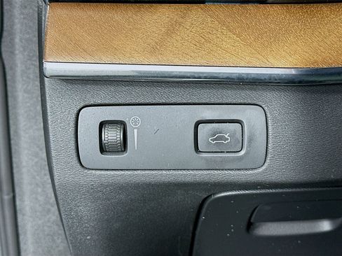 Used 2018 Volvo XC90 T6 Inscription w/ Convenience Package image 10