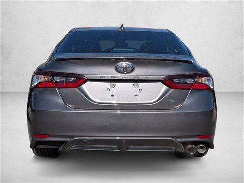 Used 2024 Toyota Camry SE image 7