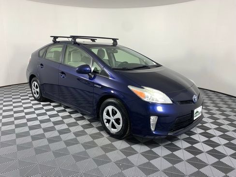 Used 2012 Toyota Prius Two FWD image 5