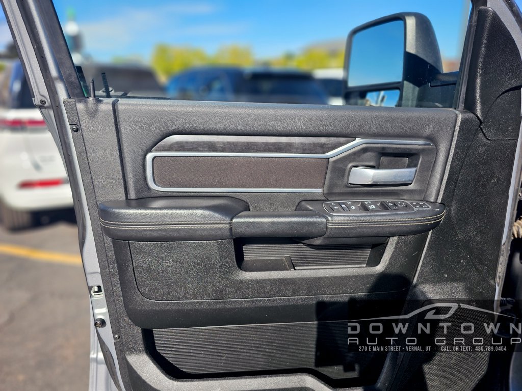 Used 2024 RAM 2500 Big Horn AWD/4WD image 11