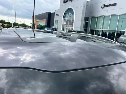 Used 2025 Kia Telluride S FWD image 5