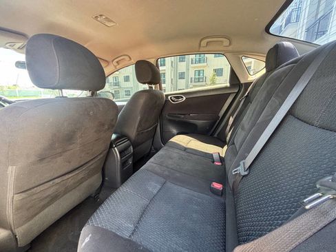 Used 2014 Nissan Sentra SR w/ SR Driver Package image 19