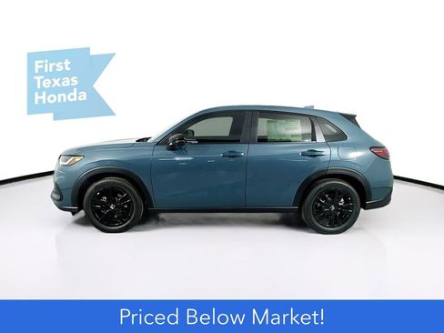 New 2026 Honda HR-V Sport image 4