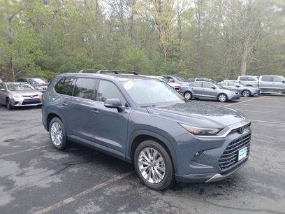 Used 2024 Toyota Grand Highlander XLE