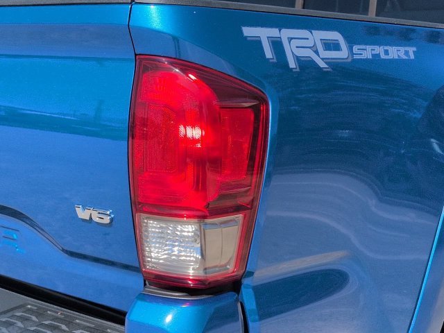 Used 2016 Toyota Tacoma TRD Sport w/ Towing Package RWD image 14