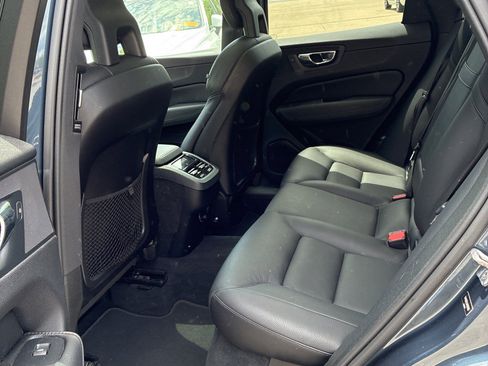 Used 2018 Volvo XC60 T5 Inscription AWD/4WD image 7