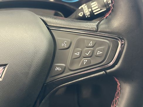 Used 2023 Chevrolet Equinox RS image 32