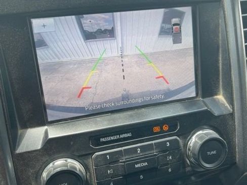 Used 2020 Ford F250 XLT w/ XLT Premium Package AWD/4WD image 5