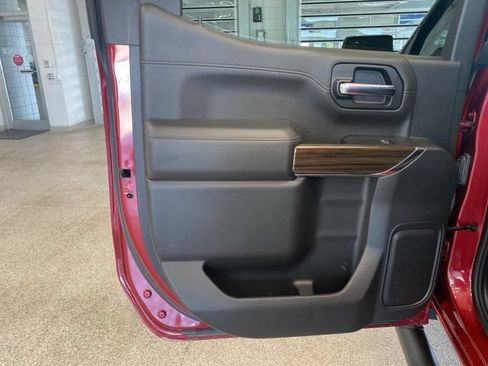 Used 2019 Chevrolet Silverado 1500 LT Trail Boss AWD/4WD image 35