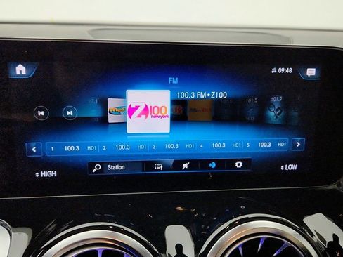 Used 2023 Mercedes-Benz EQB 250+ image 17