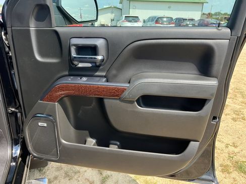 Used 2018 GMC Sierra 1500 SLT AWD/4WD image 36