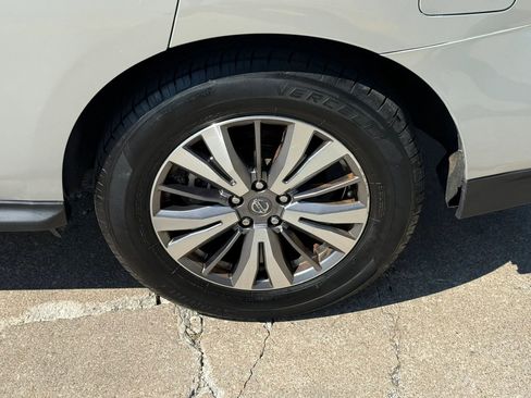 Used 2020 Nissan Pathfinder SL AWD/4WD image 47