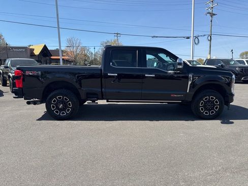 Used 2024 Ford F250 Platinum image 6