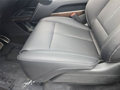 Used 2026 Cadillac Vistiq Sport w/ LPO, Floor Liner Package AWD/4WD image 17
