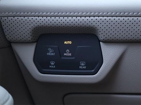 New 2026 Volkswagen Atlas SEL Premium R-Line image 24