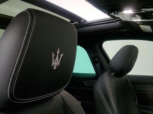 Used 2023 Maserati Grecale GT AWD/4WD image 38