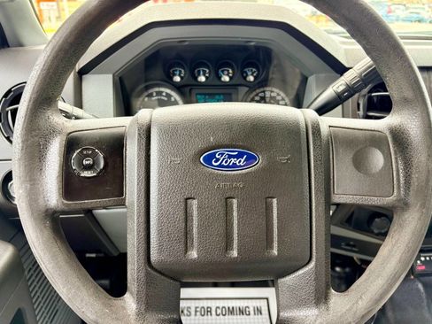 Used 2016 Ford F250 XL w/ Power Equipment Group AWD/4WD image 35