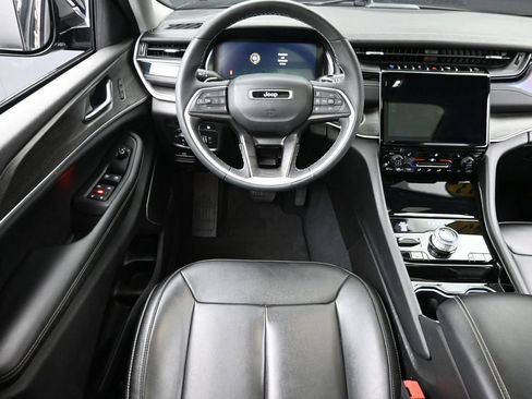 Used 2023 Jeep Grand Cherokee 4xe image 13