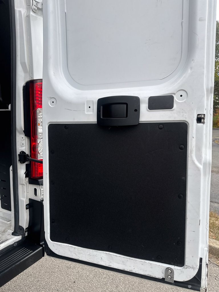 Used 2025 RAM ProMaster 2500 w/ Convenience Group FWD image 23