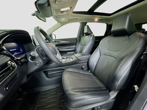 Used 2023 INFINITI QX60 Luxe image 9