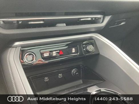 Used 2025 Audi Q5 Premium w/ Convenience Package AWD/4WD image 41