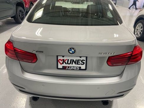 Used 2018 BMW 340i xDrive Sedan image 9