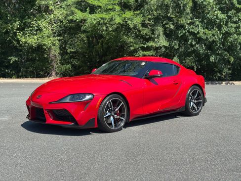 Used 2021 Toyota Supra Premium w/ Driver Assist Package RWD image 4